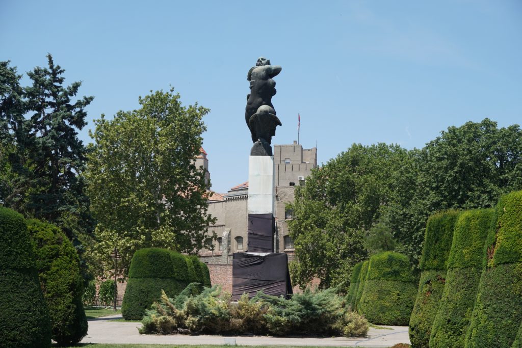 monument of gratitude to france belgrade serbia