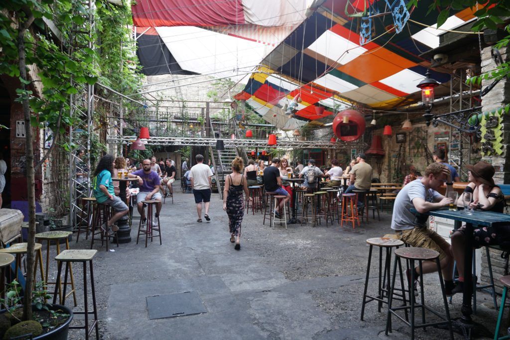 szimpla kert budapest