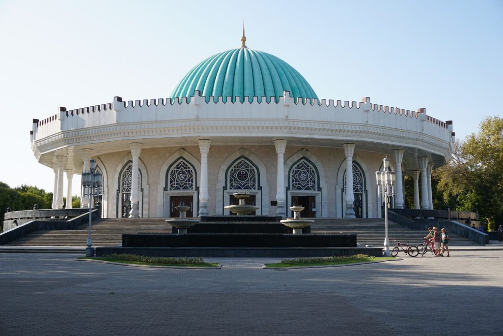 amir timur museum tashkent