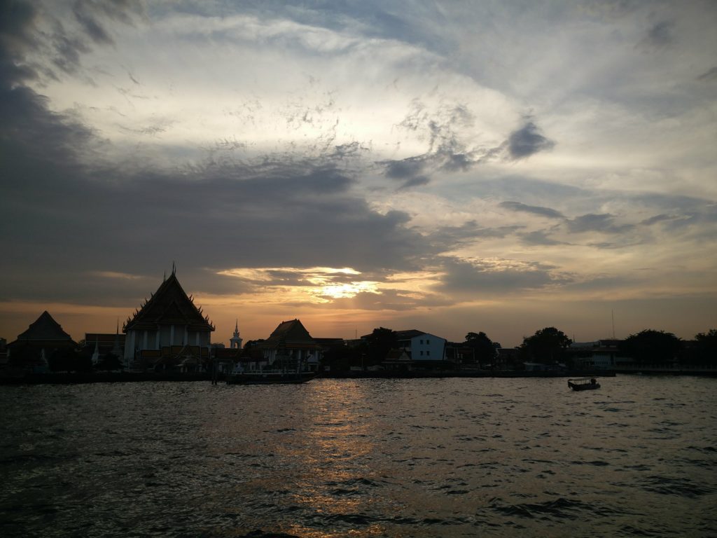 chao phraya river bangkok