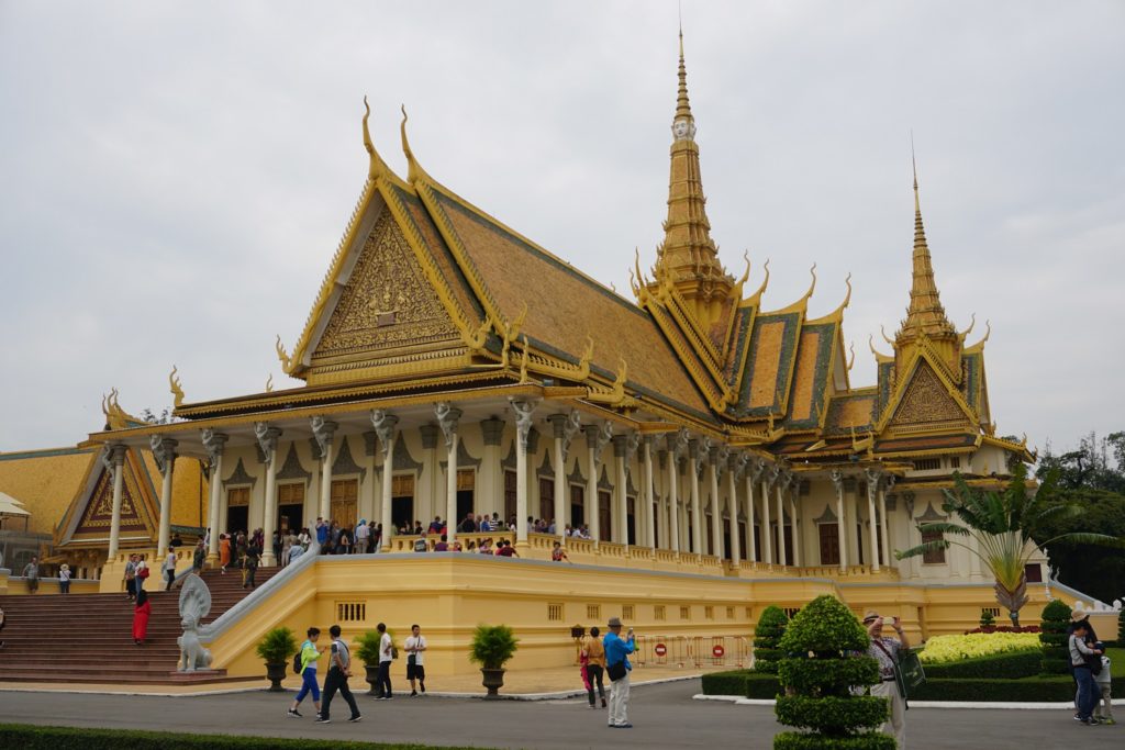 royal palace phnom penh