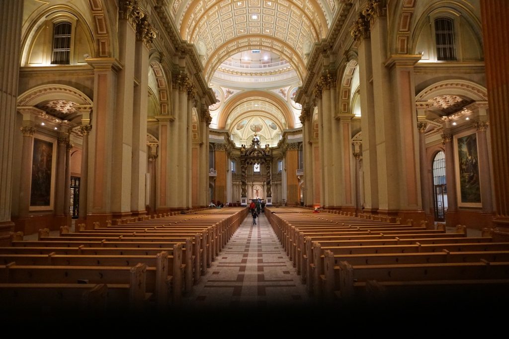 cathedrale marie reine du monde montreal