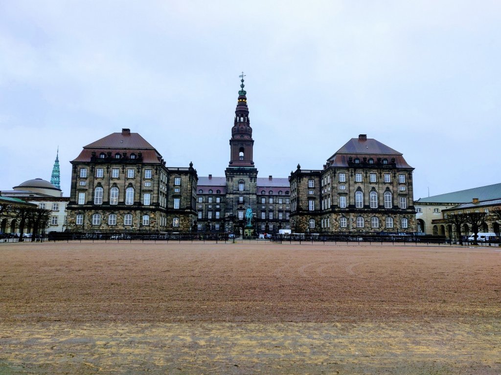 palais de christiansborg copenhague