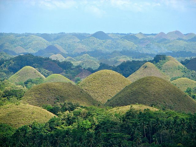 chocolate hills philippines